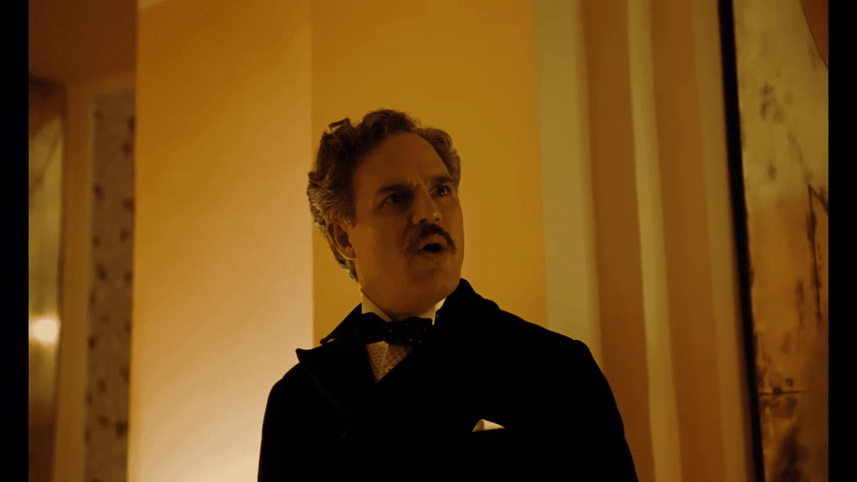 Poor Things trailer still